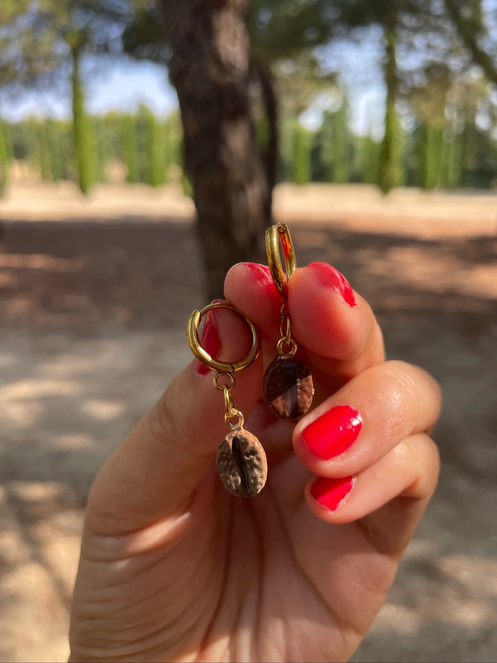 Boucles d'oreilles grains café en acier inoxydable – photo 4